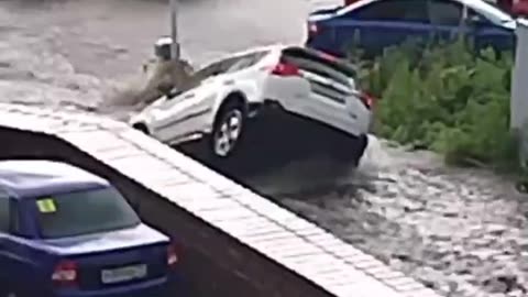 18 June 2024. A powerful squall during a thunderstorm in Ulyanovsk, Russia