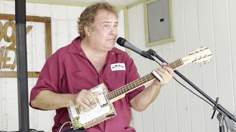 3 String Cigar Box Guitar Boogie Slide With Steve Arvey