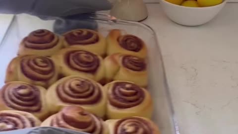 Hawaiian bread cinnamon rolls