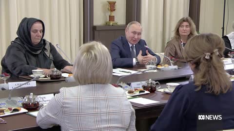 Putin meets with mothers of Russian soldiers killed in Ukraine _ ABC News