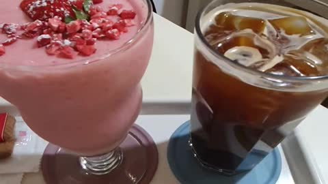 Strawberry Smoothie, Americano, Greek Yogurt