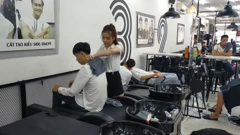 30 shine men's hair system in Viet Nam, a place for relaxing shampoo and great facial care