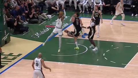 NBA - Oshae Brissett goes behind his back and FLUSHES 😳 📺 Bucks-Celtics