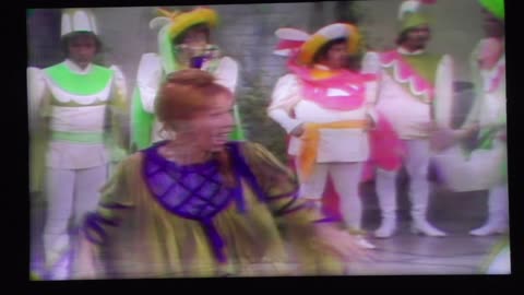 Carol Burnett recreates her Broadway debut in "Once upon a Matress".