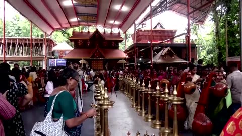 Indian temple uses robotic elephant for rituals