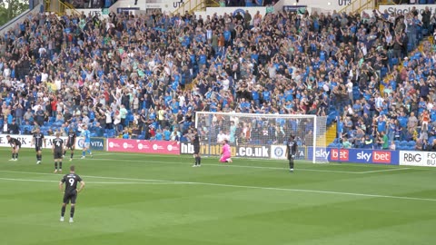 Stockport County v Barrow