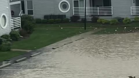 Nasty Nor'easter Floods Roads