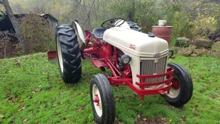 1951 8N Ford Tractor walk around.