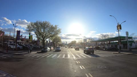 Driving Around Thru 04-17-2022 NYC New York Queens Northern Boulevard 4K Back (03)