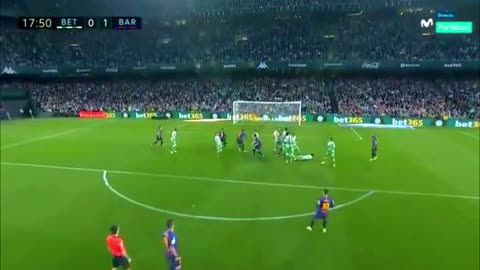 Gol de falta de Messi al Betis