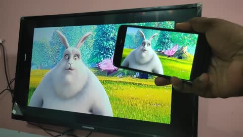 How do you connect an Android phone to a Smart TV