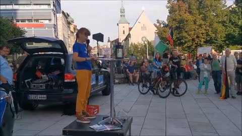 82. MAHNWACHE - BAUTZEN, Kornmarkt, 29 08 2022 - Eröffnung, Andaсht, Aufruf Gruppe der 29, Werbung