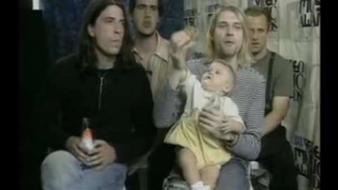 FUNNY NIRVANA INTERVIEW MTV AWARDS 1993