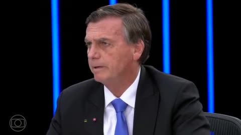 BONNER COMETE FAKE NEWS E BOLSONARO O DESMENTE AO VIVO