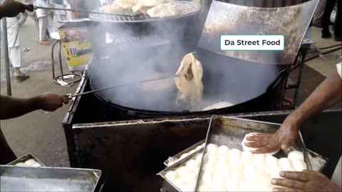 World Famous Chanay and Halwa Poori Street Food