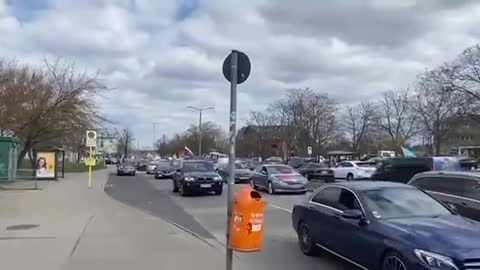 BERLIN: More than 5,000 cars in support of the Russian Federation.