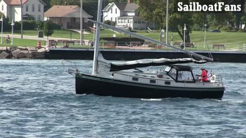 MISTOFEELEES Sailboat Light Cruise Under Bluewater Bridges In Great Lakes