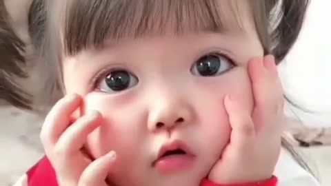 An innocent baby with puzzled eyes☺😌