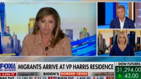 Busloads of Migrants Dropped Off at Border Czar Kamala Harris's Home - At Least 100 Dumped on Lawn