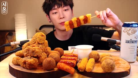 Mukbang Chicken🍗🍺 치맥! 뿌링클 닭다리,치즈볼,소떡,치즈스틱 먹방 BHC Cheese ball, Rice Cake Eatig show [SIO ASMR 시오]