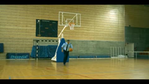 how the janitor calculates to throw the basketball