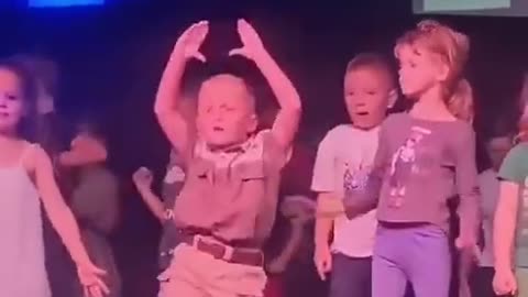 South African 8-Year-Old's Hilarious Dance Recital