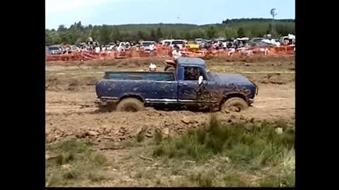 Mud bogs International pickup