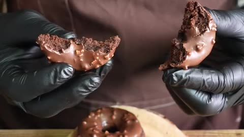 "Decadent Delights: Crafting Chocolate Dream Donuts – A Ring of Sweet Indulgence!"