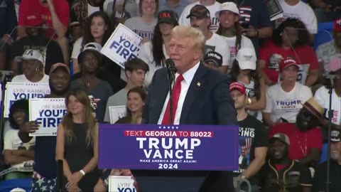 Trump slams Georgia Gouvernor for 10 minutes straight.