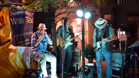 Kosmic Blues jamming at Musikfest 2023