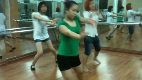 TẬP NHẢY DANCE 3