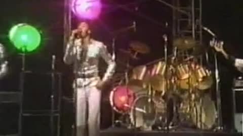 Commodores live on DKRC (from CED Disc) - 1975