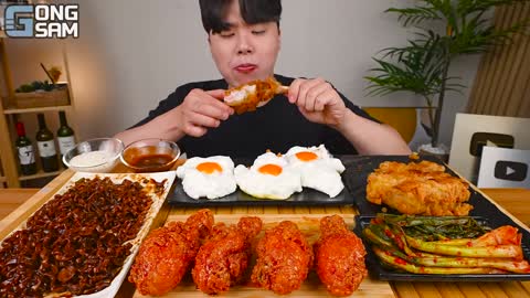 Fried chicken, steak, black bean noodles, kimchi Korean food recipes ! Eat