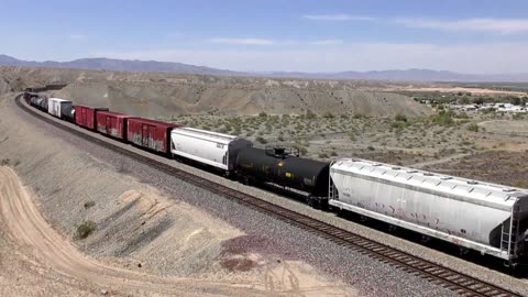 Tehachapi Tunnel District Trains