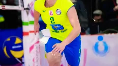 Top_10_Most_Beautiful_Female_Volleyball