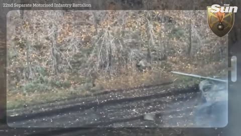 Russian T-72 tank blown up by Ukrainian anti-tank mine