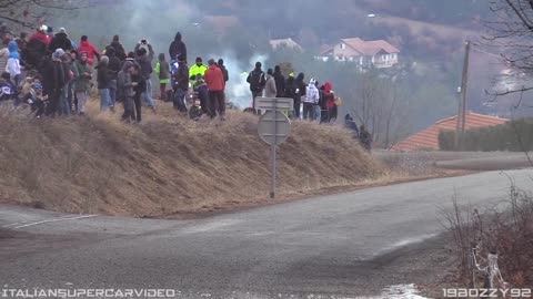 Rally Monte-Carlo 2018 SS10 MAXIMUM ATTACK: WRC Cars into a slippery 6th gear corner!!