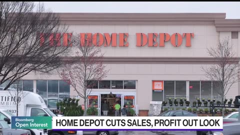 Home Depot Cuts Outlook, Citing Pressured Consumers