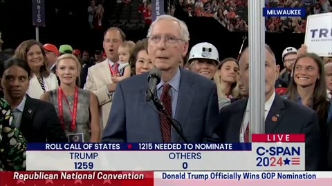 Mitch McConnell was booed at the Republican convention 🤣