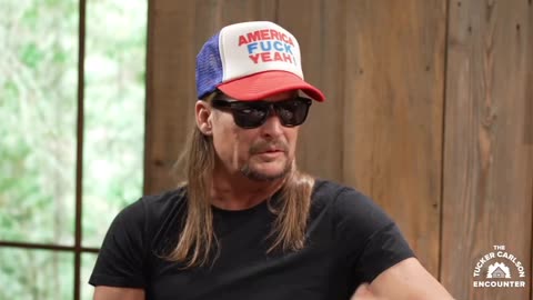 Kid Rock hangs out with President Trump