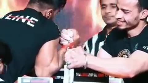 2022 vs 2023 arm wrestling