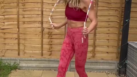 Fun footwork to try 💃🏼 #jumprope #footwork #tutorial