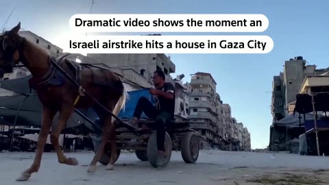 Video captures Israeli airstrike on house in Gaza City | REUTERS