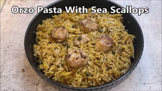 Orzo Pasta With Sea Scallops I Orzo & Scallops in a Butter-White Wine & Saffron Sauce by Gastro Guru