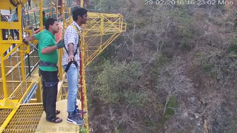 Watch this before Doing Bungee Jump!!