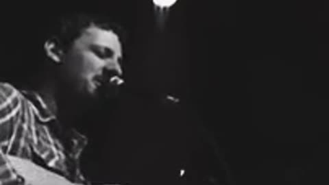 Sturgill Simpson covers Waylon Jennings