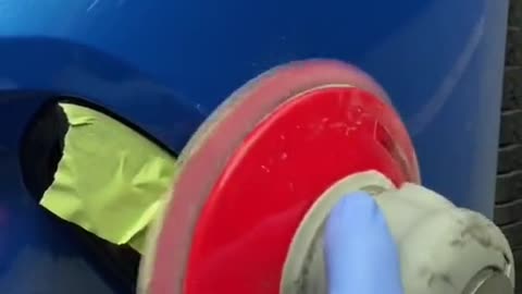 Repair of scuffed car paint