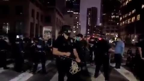 BLM & Antifa Riots 2020 - 2020-05-29-03-50-21-LA-protest.mp4