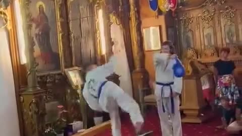 VRAJITORIA Taekwon-DO=ALTA CALE DECAT HRISTOS in "biserica" la ECUMENISTI, 10 august 2024, Oradea