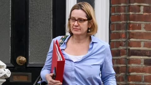 Amber Rudd resigns as home secretary